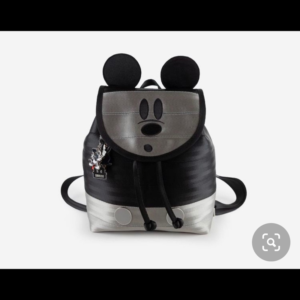 NWT Harveys spooky Mickey seatbelt backpack